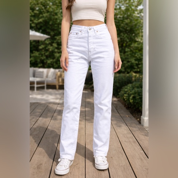 Rare 80s Levi’s Native Blue Mom Jeans White High Rise Size 10 EUC